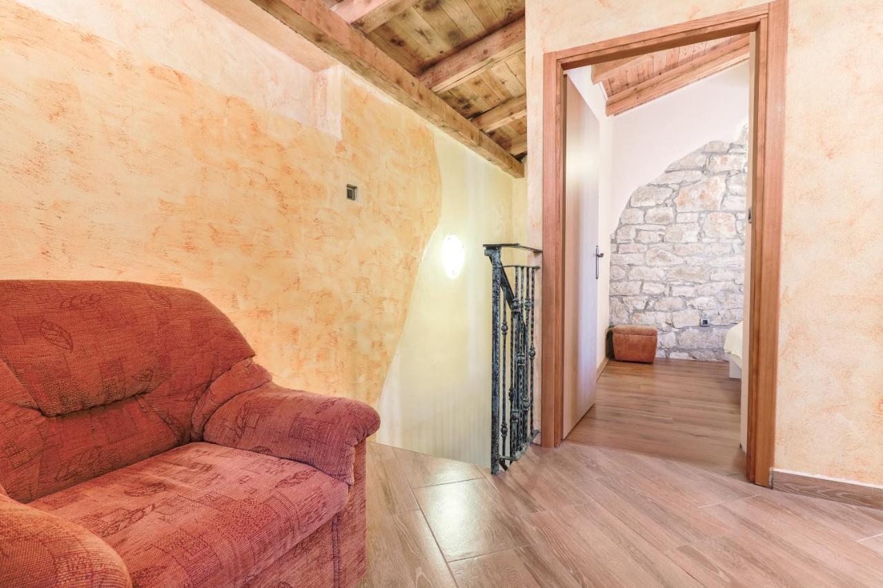 Apartman Lena Vrsar Exterior foto