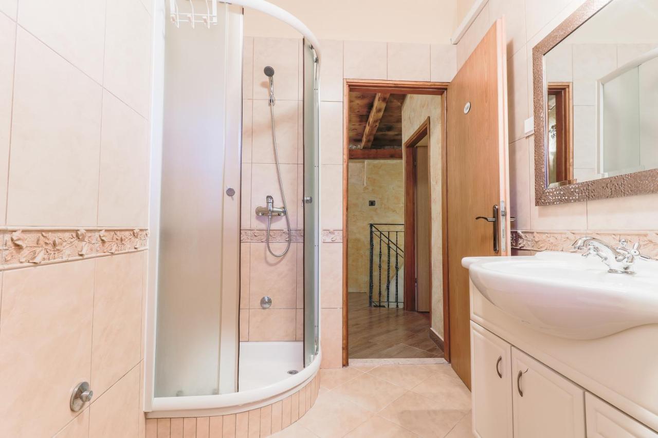 Apartman Lena Vrsar Exterior foto